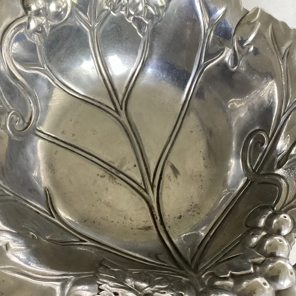 Arthur Court 1999 Grape & Leaf Aluminum Bowl Dish Grapevine Vineyard Serveware